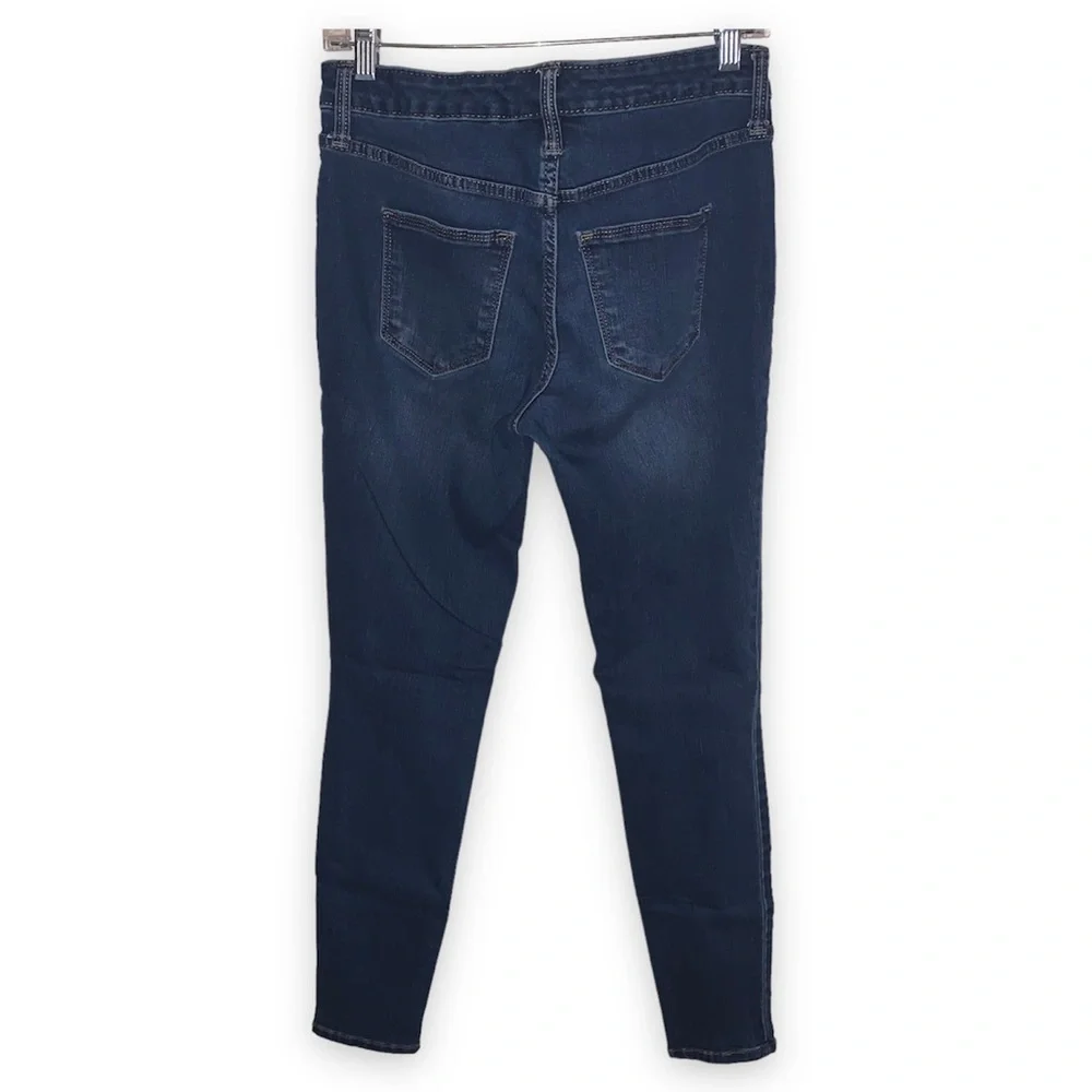 EUC Universal Thread Jeans